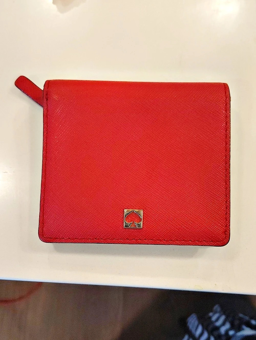 kate spade Madison Small L-Zip Wallet Red